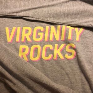 A long sleeve gray shirt